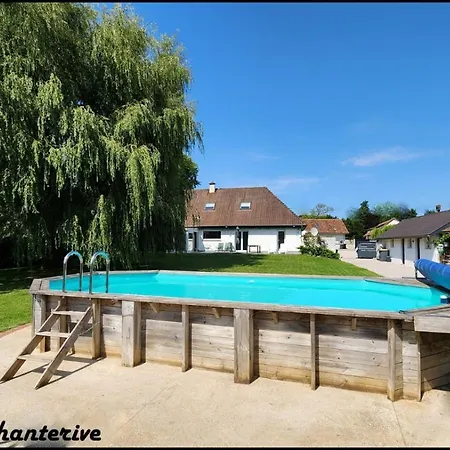 Casa de Férias Echappée Belle à La Campagne Avec Piscine