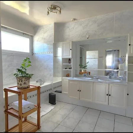 Echappée Belle à La Campagne Avec Piscine Casa de Férias